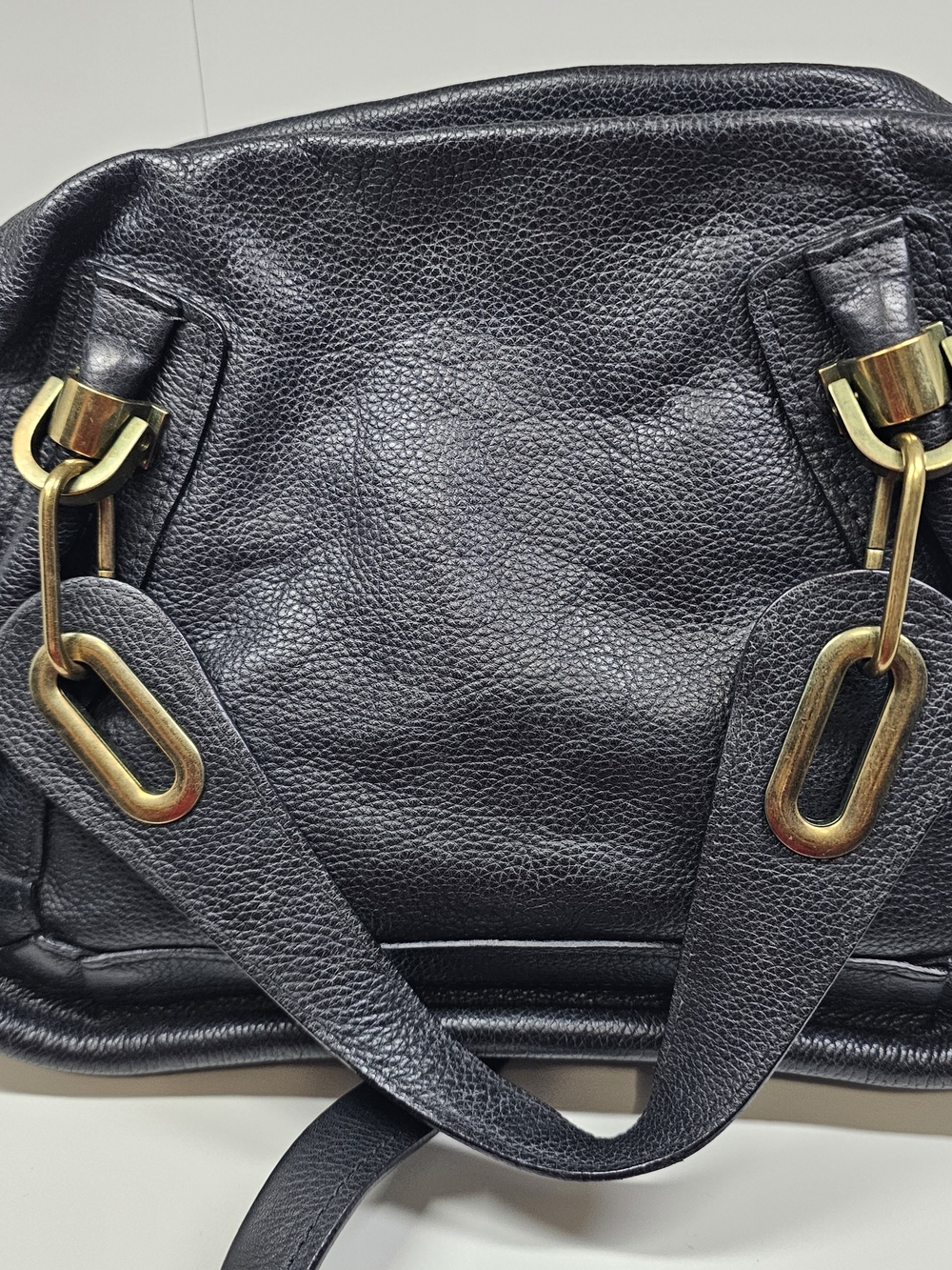 Chloe Paraty Black Leather Shoulder Bag with Gold Hardware - Picture 4 of 15